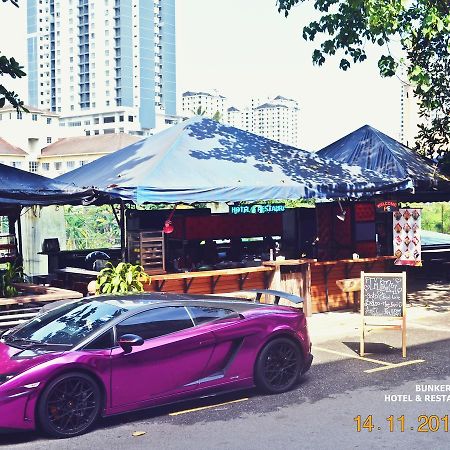 Bunker Hotel & Restaurant Kuala Lumpur Extérieur photo