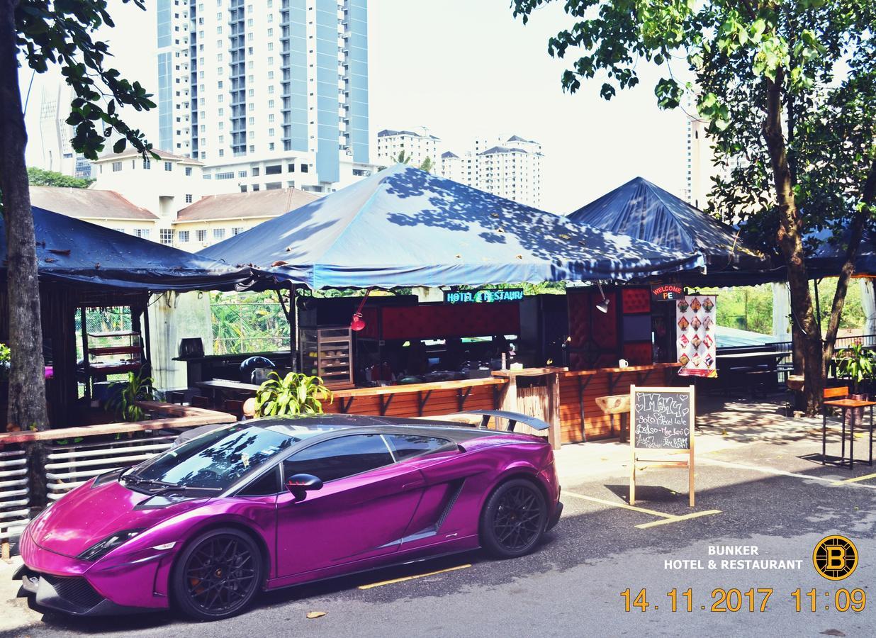 Bunker Hotel & Restaurant Kuala Lumpur Extérieur photo