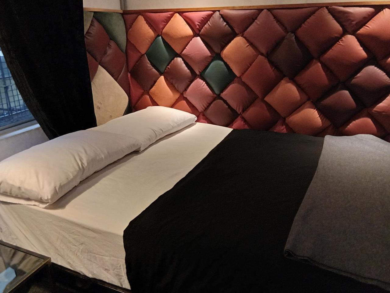 Bunker Hotel & Restaurant Kuala Lumpur Extérieur photo